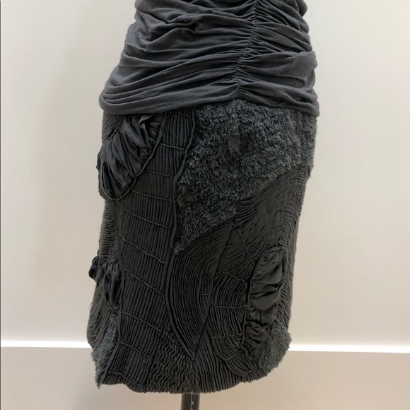 Yigal Azrouel New with Tags Grey Pencil Skirt on a Size 2. - Picture 5 of 15